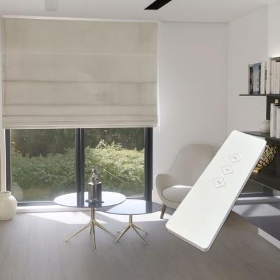 Elektrisches Raffrollo in Hellcreme nach Maß